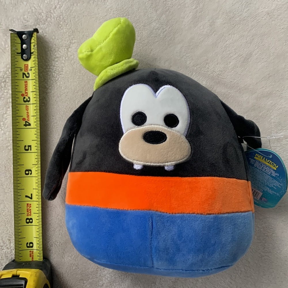 Squishmallows Goofy Disney 8 in. NWT Plush Stuffed Animal - Picture 3 of 10
